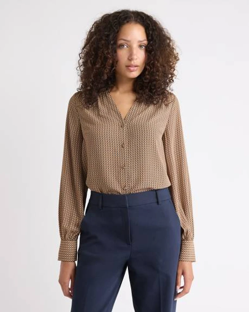 Silky Crepe Long-Sleeve Buttoned-Down Blouse