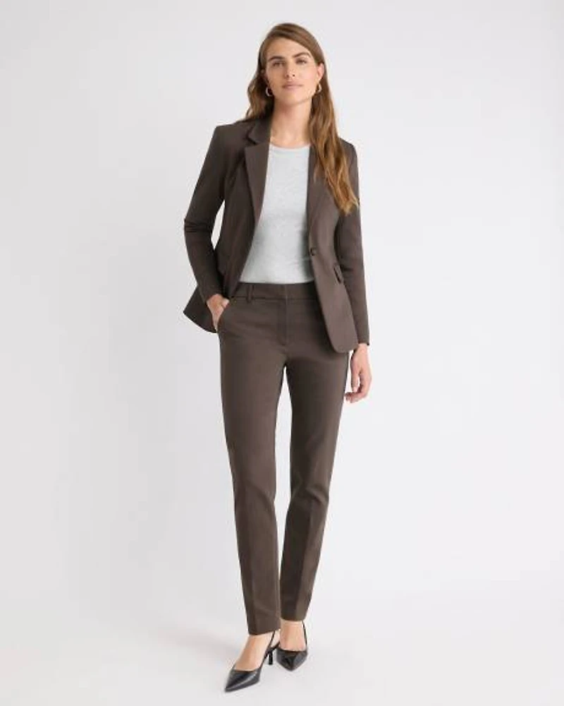 Limitless Mid-Rise Long Slim-Leg Signature Pant