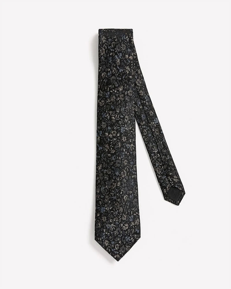 Regular Tie with Floral Pattern