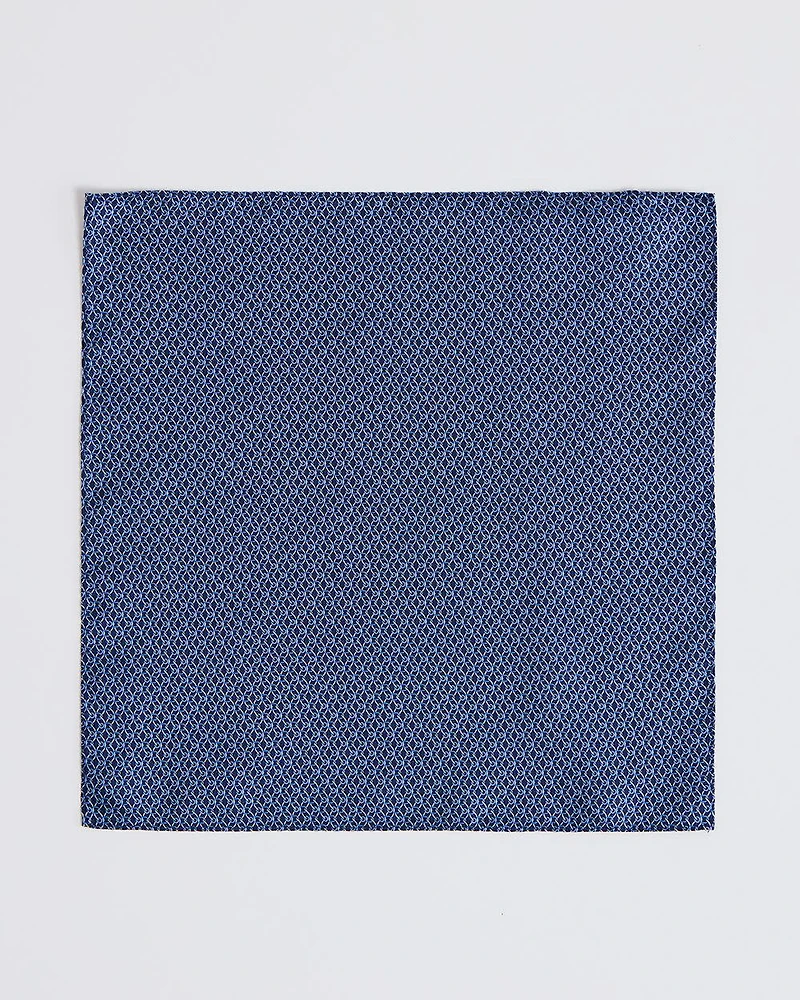 Handkerchief with Chain Pattern