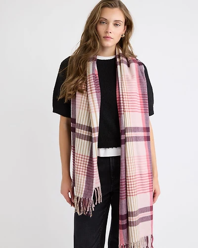 Plaid Scarf with Fringes