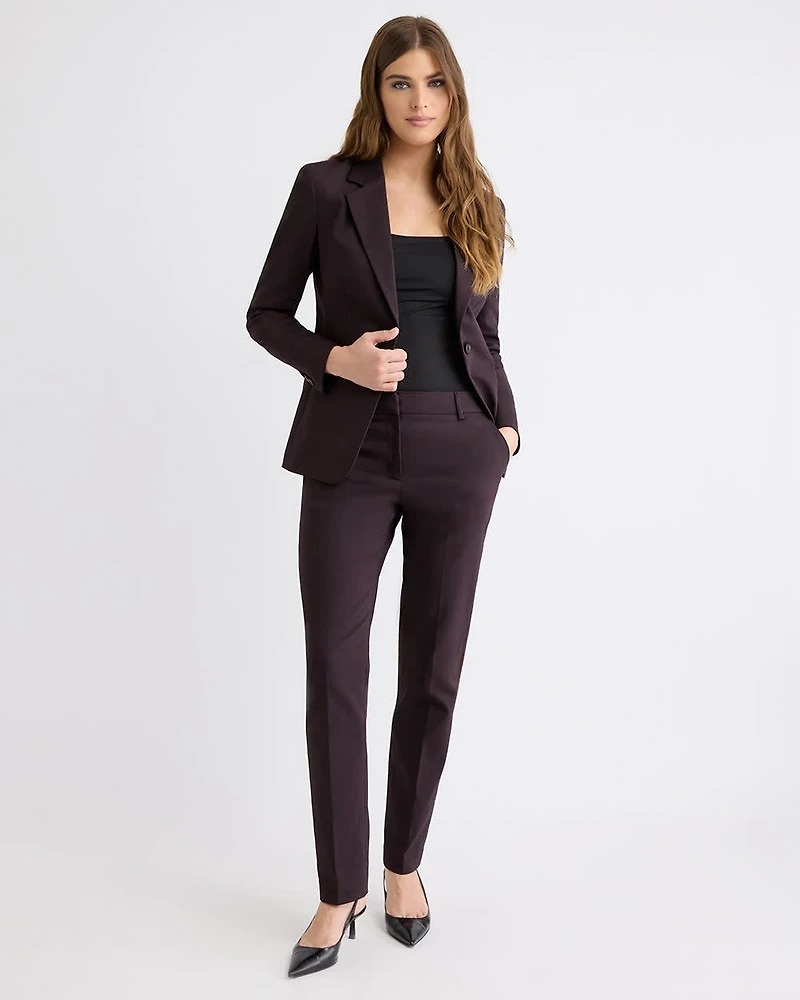 Limitless Mid-Rise Long Slim-Leg Signature Pant