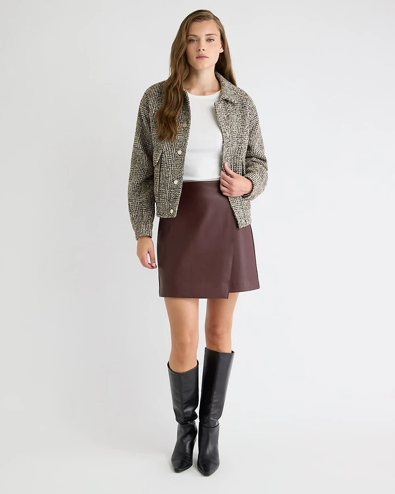 Jupe Mini Croisée en Faux Cuir
