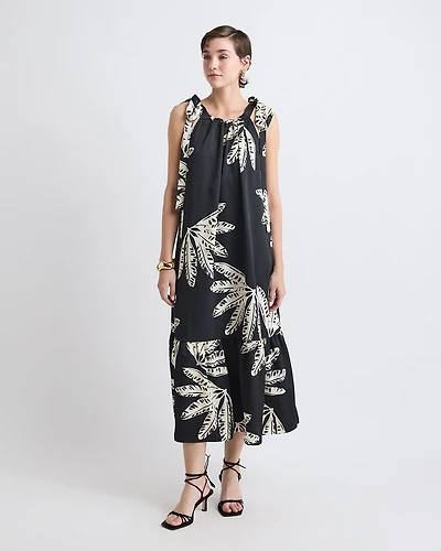 Sleeveless Halter-Neck Midi Dress