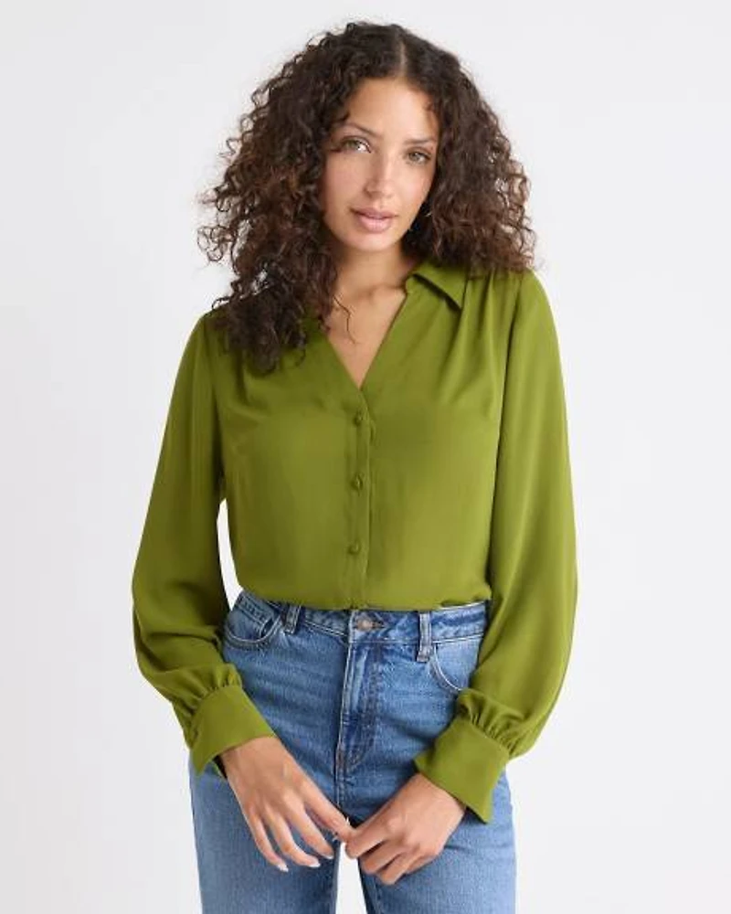 Silky Crepe Long-Sleeve Buttoned-Down Blouse