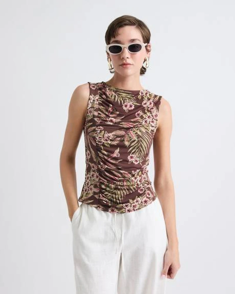 Sleeveless Crew-Neck Top with Shirred Seam