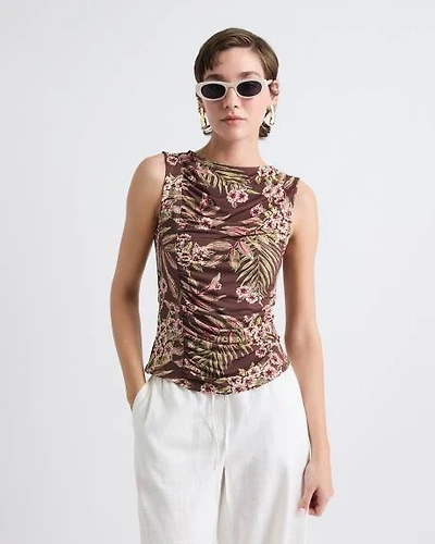 Sleeveless Crew-Neck Top with Shirred Seam