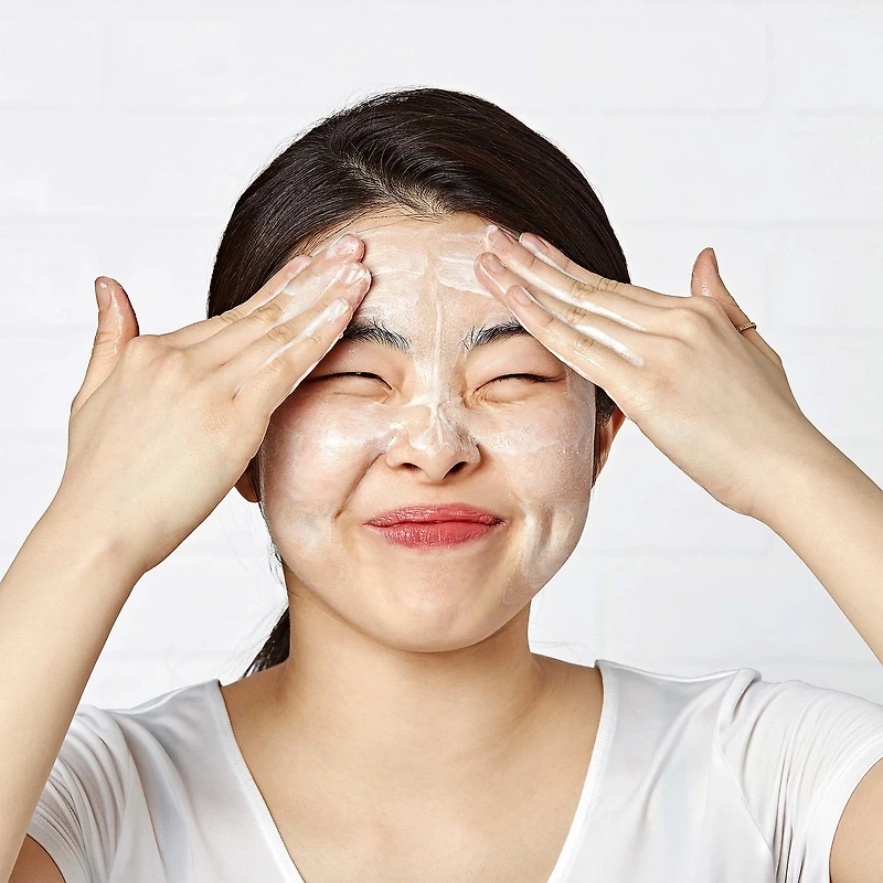 Nettoyant moussant visage en profondeur à la calendula