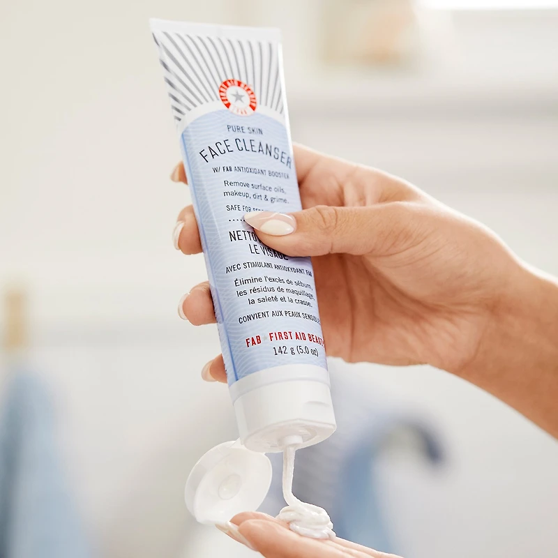 Mini Pure Skin Face Cleanser