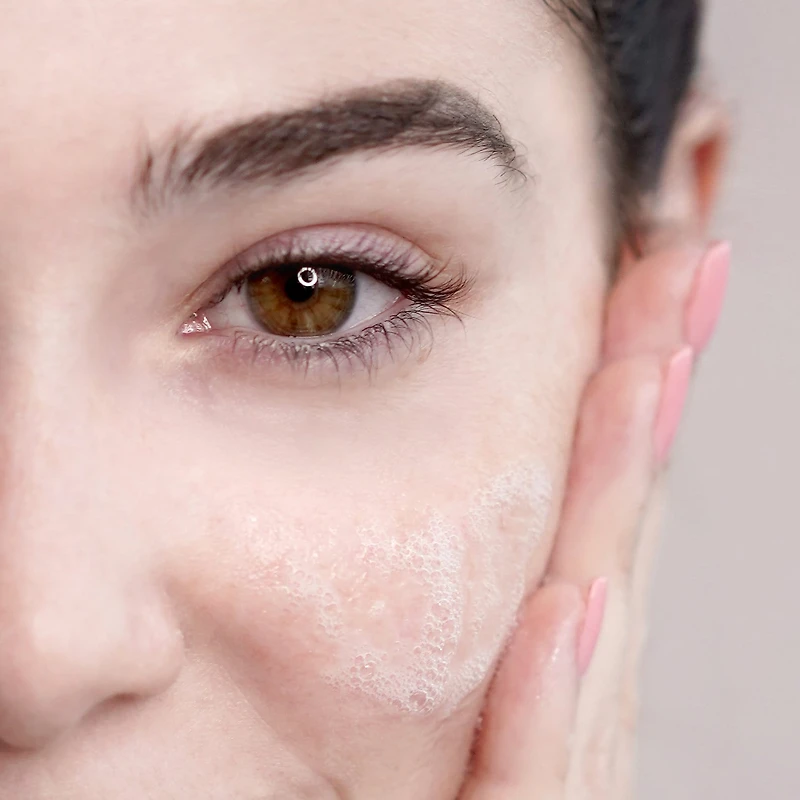 The Balance pH Balancing Gel Cleanser with Ginger Root Extract
