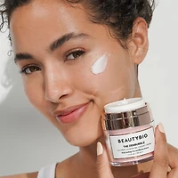 The ZenBubble Oil-Free Calming Gel Cream with Soothing Cica & Marine Actives