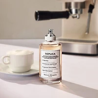Eau de toilette REPLICA’ Coffee Break avec accord de café et lait mousseux