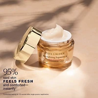 Crème hydratante Revitalizing Supreme+ Youth Power avec acide hyaluronique