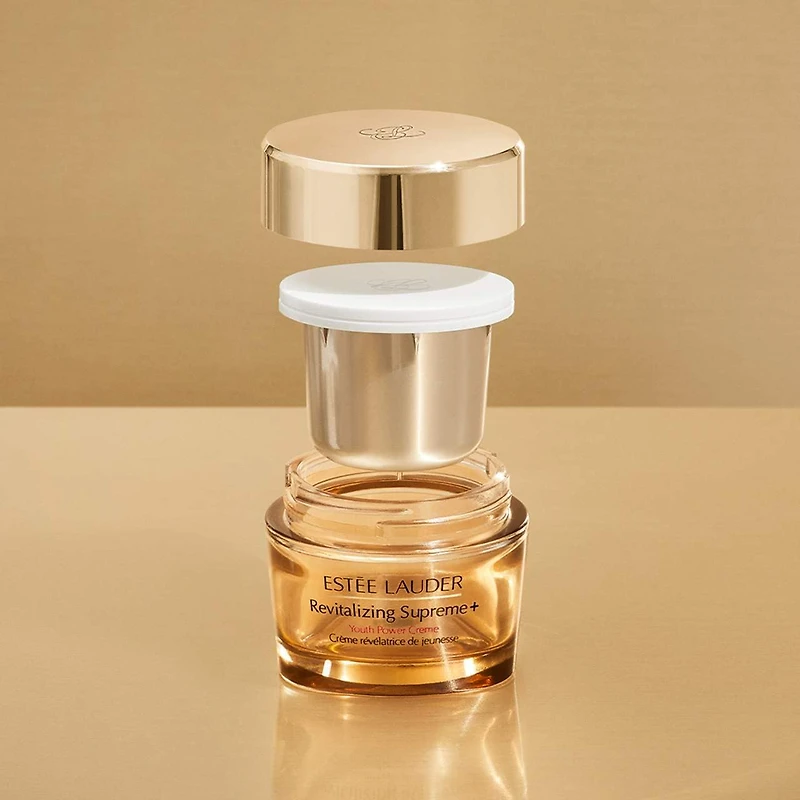 Crème hydratante Revitalizing Supreme+ Youth Power avec acide hyaluronique