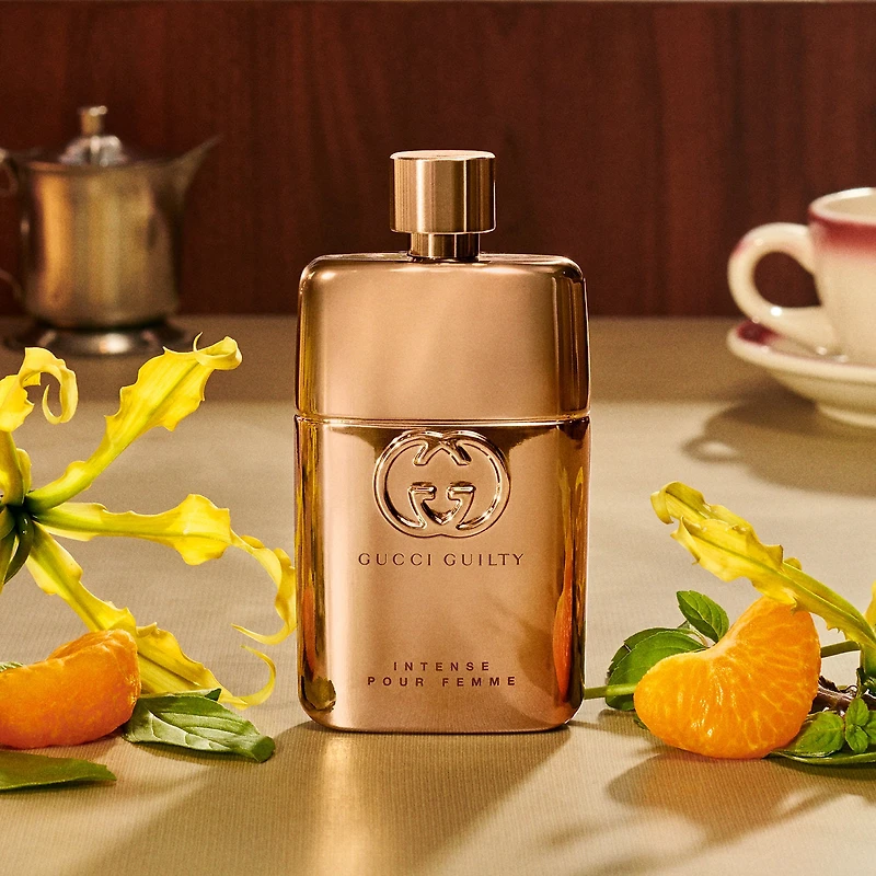 Eau de parfum Guilty Intense Pour Femme en vaporisateur de voyage