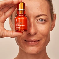 Soin pour les yeux raffermissant et lumineux à la vitamine C lactique