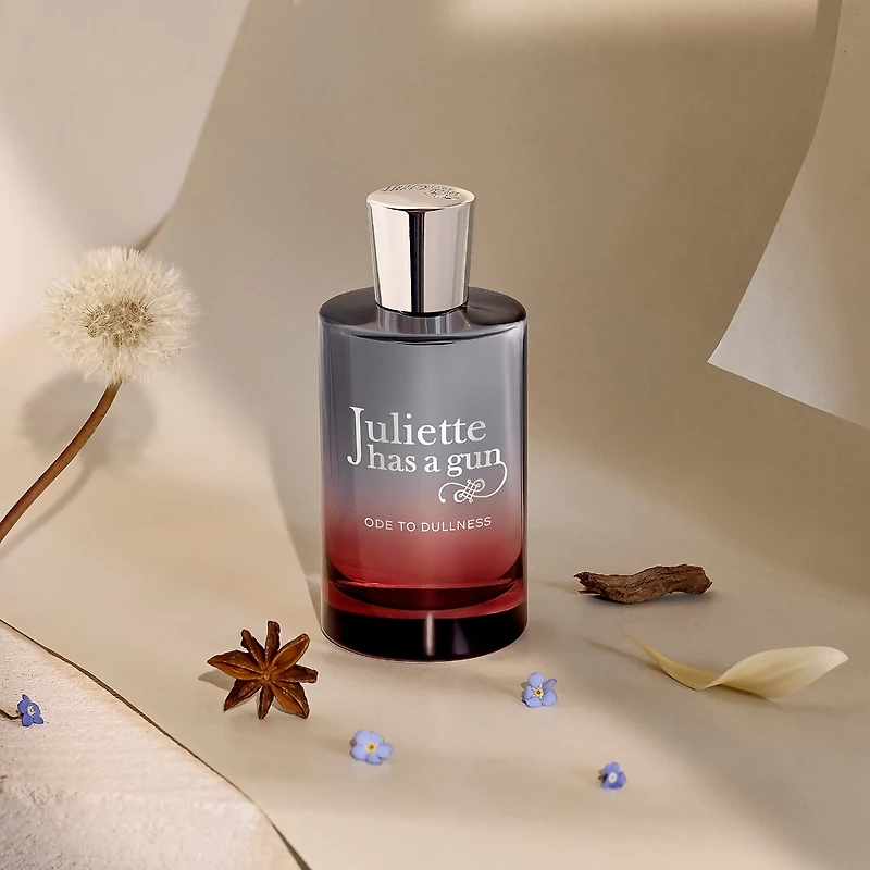 Eau de parfum Ode to Dullness en vaporisateurs de voyage