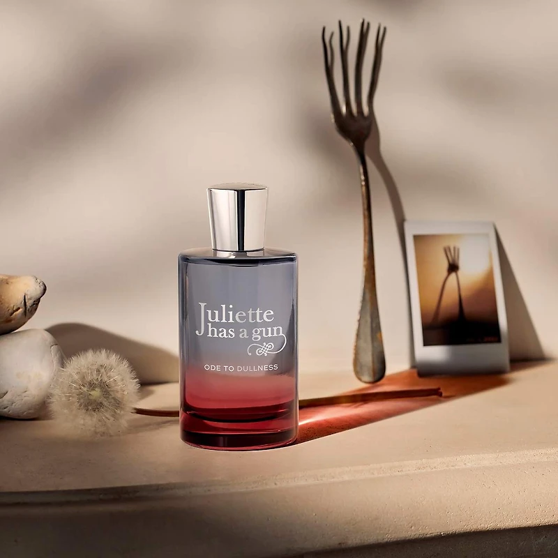 Eau de parfum Ode to Dullness en vaporisateurs de voyage