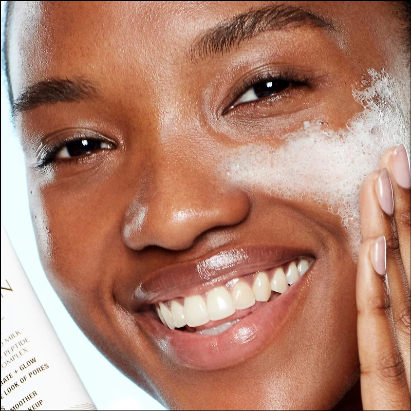 Magic Revival Foaming Gentle Cleanser with Hyaluronic Acid
