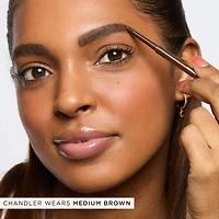 Crayon à sourcils hydrofuge l'argile amazonienne