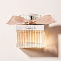 Eau de parfum Chloé avec du litchi, la rose et l’ambre