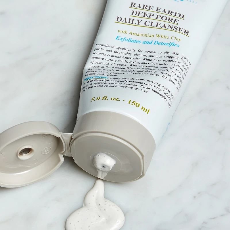 Nettoyant quotidien pour les pores en profondeur rare Earth