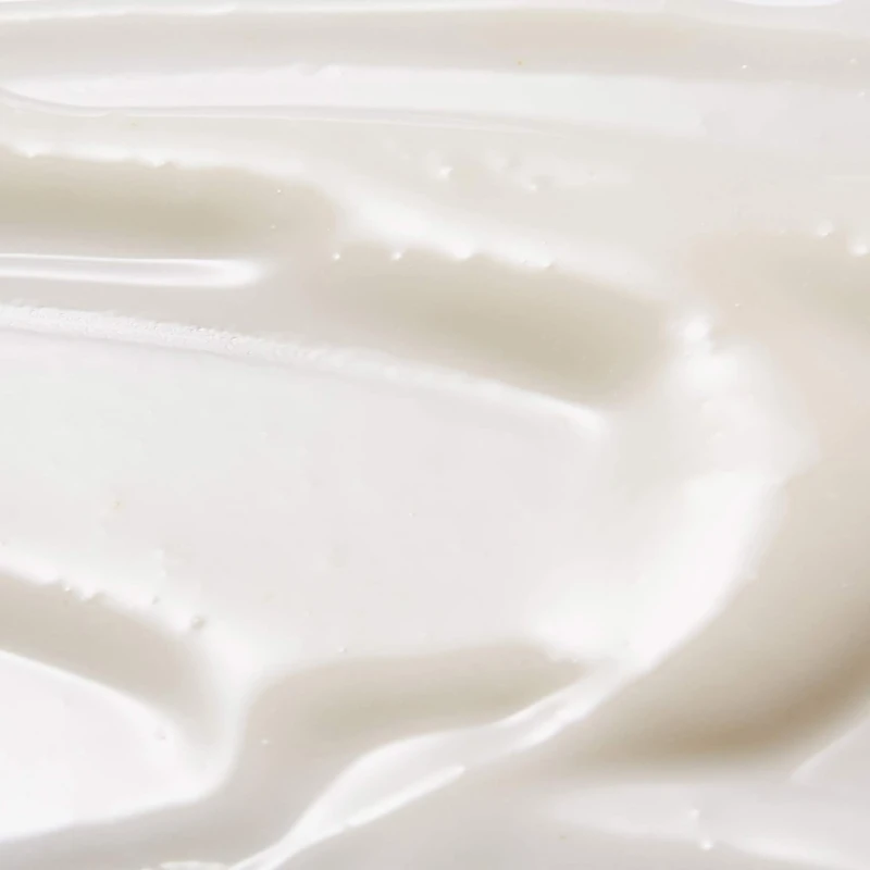 THE GRADUAL Illuminating Gradual Tan Lotion