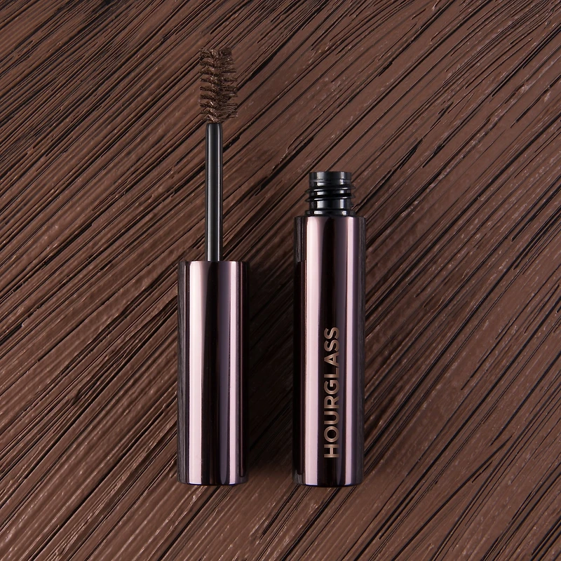 Gel aux fibres volumisantes pour les sourcils