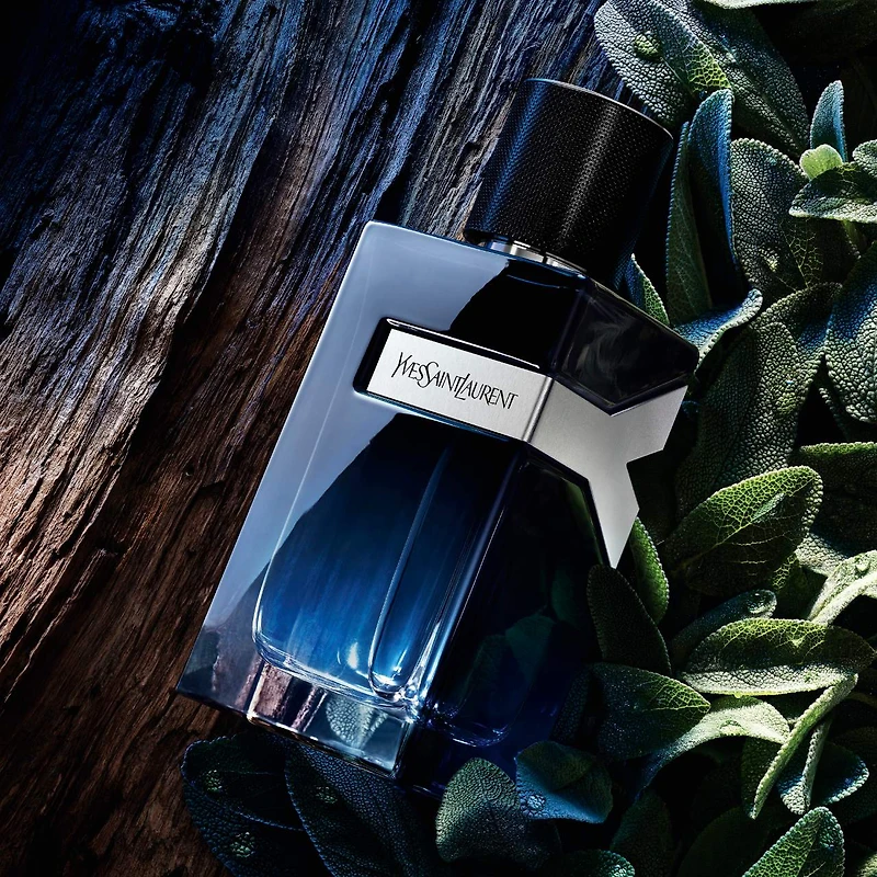 Eau de parfum Y avec des notes géranium frais et bois sensuels