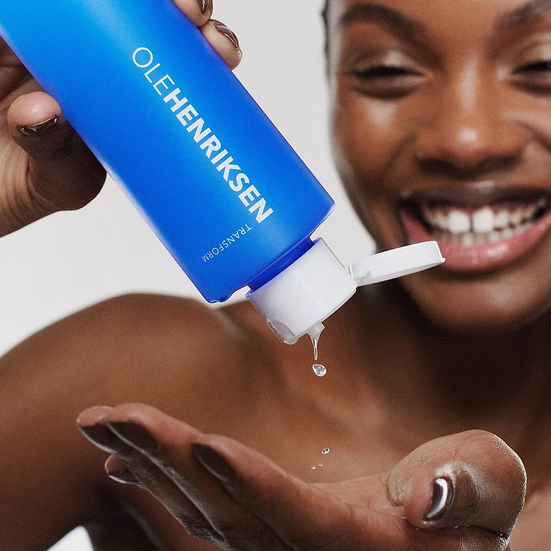 Lotion tonique exfoliant anti-tache pigmentaire Glow2OH avec AHA à 7 %