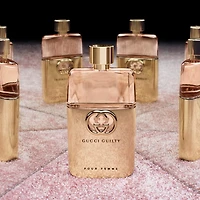 Eau de parfum Guilty pour femme avec mandarine, lilas et patchouli