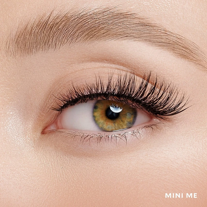Effortless - No Trim Natural Lash Collection