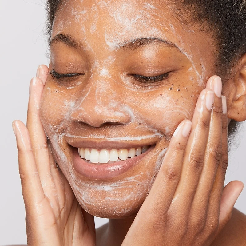 Nettoyant purifiant pour la peau