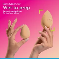 – Éponge Beautyblender® nude