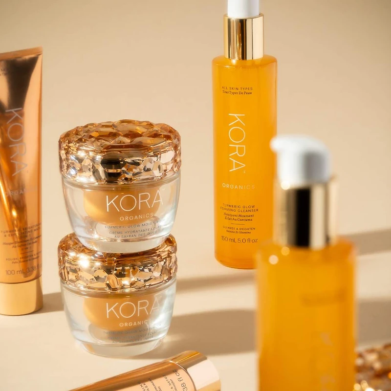 Turmeric Glow Brightening Refillable Moisturizer