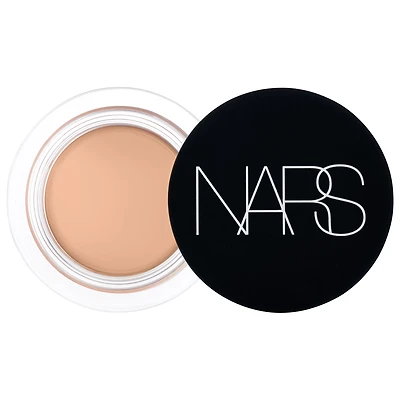 Soft Matte Complete Full Coverage Longwear Concealer with Hyaluronic Acid