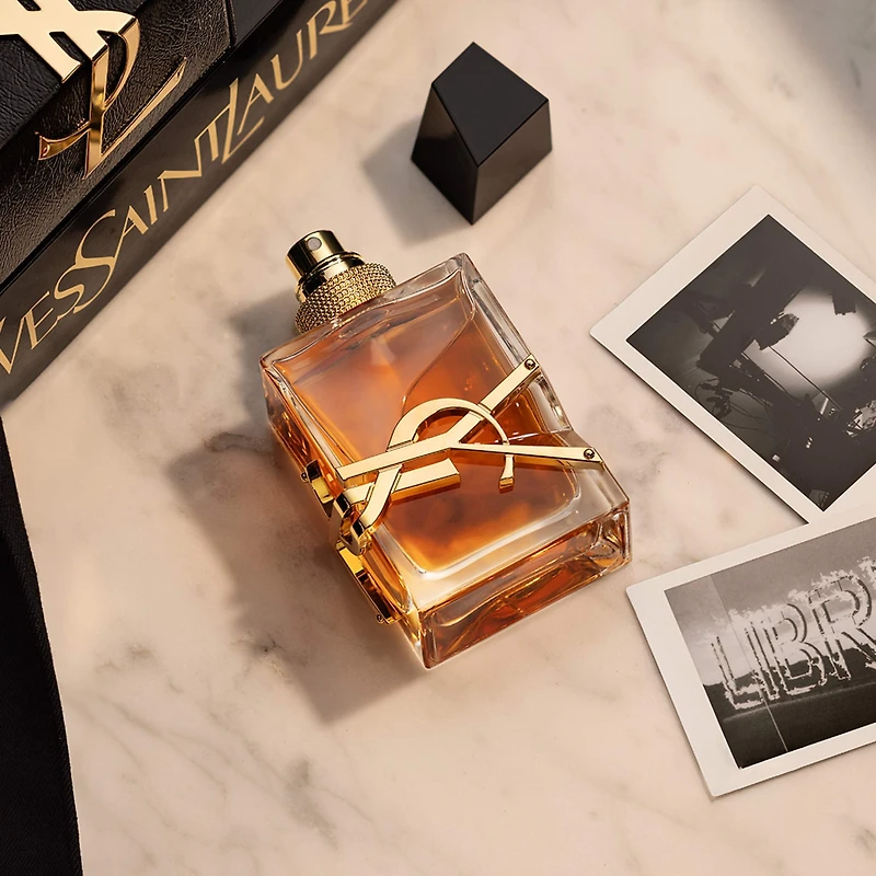 Eau de parfum LIBRE intense avec vanille chaude et fleur d’oranger