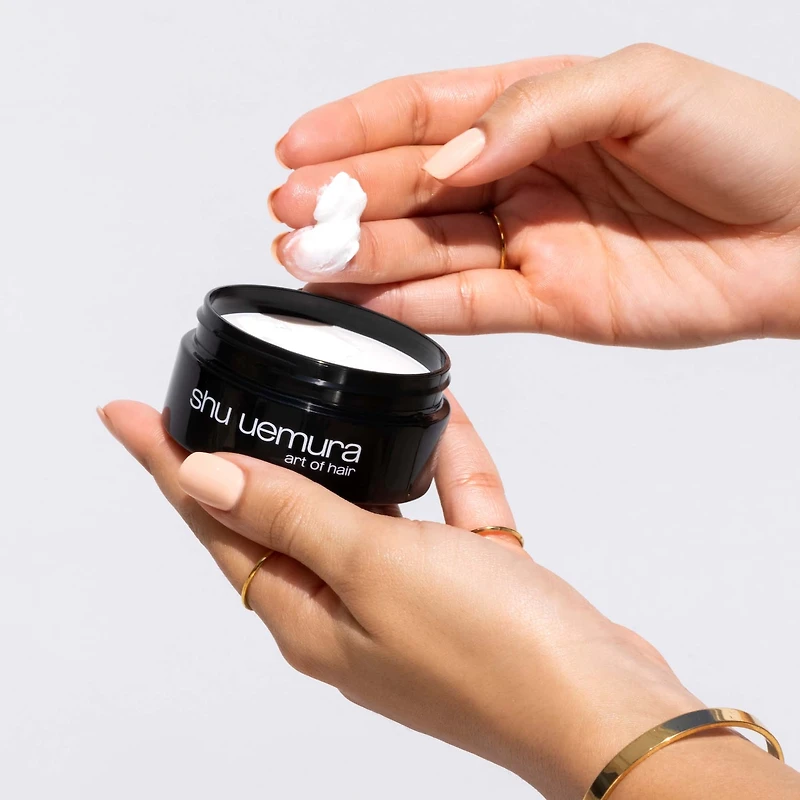 Pâte sculptante et texturisante pour cheveux de Ishi Sculpt