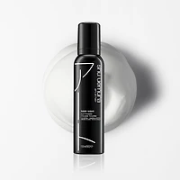 Mousse coiffante pour définir boucles et ondulations Kaze Wave