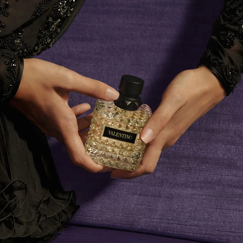 Donna Born Roma Yellow Dream Eau de Parfum with Rose & Italian Lemon