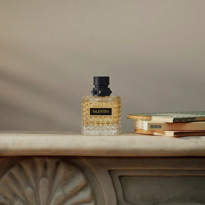 Donna Born Roma Yellow Dream Eau de Parfum with Rose & Italian Lemon