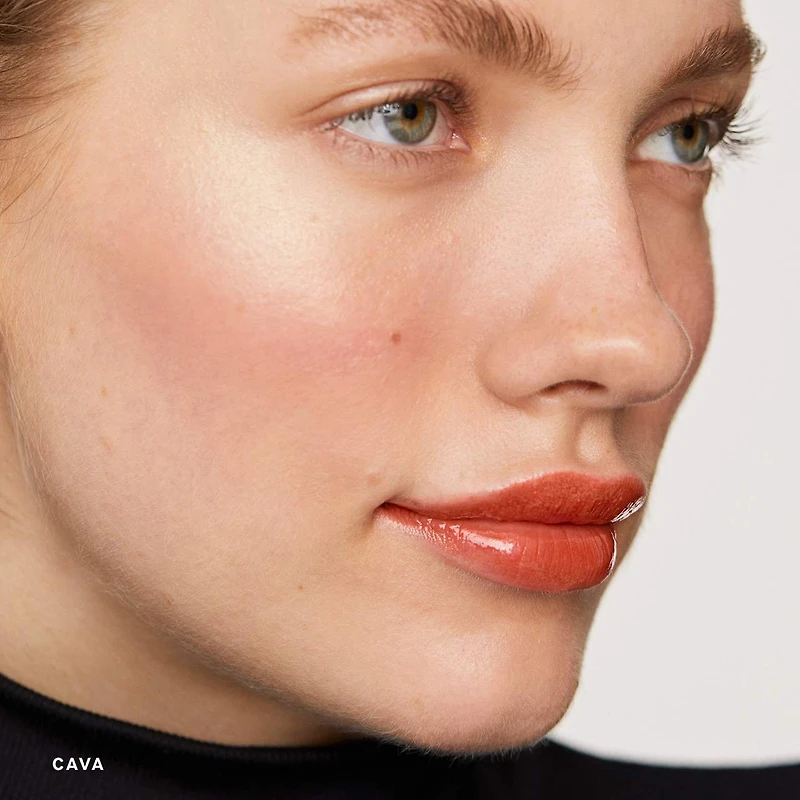 Day Glow Dewy Highlighting Balm