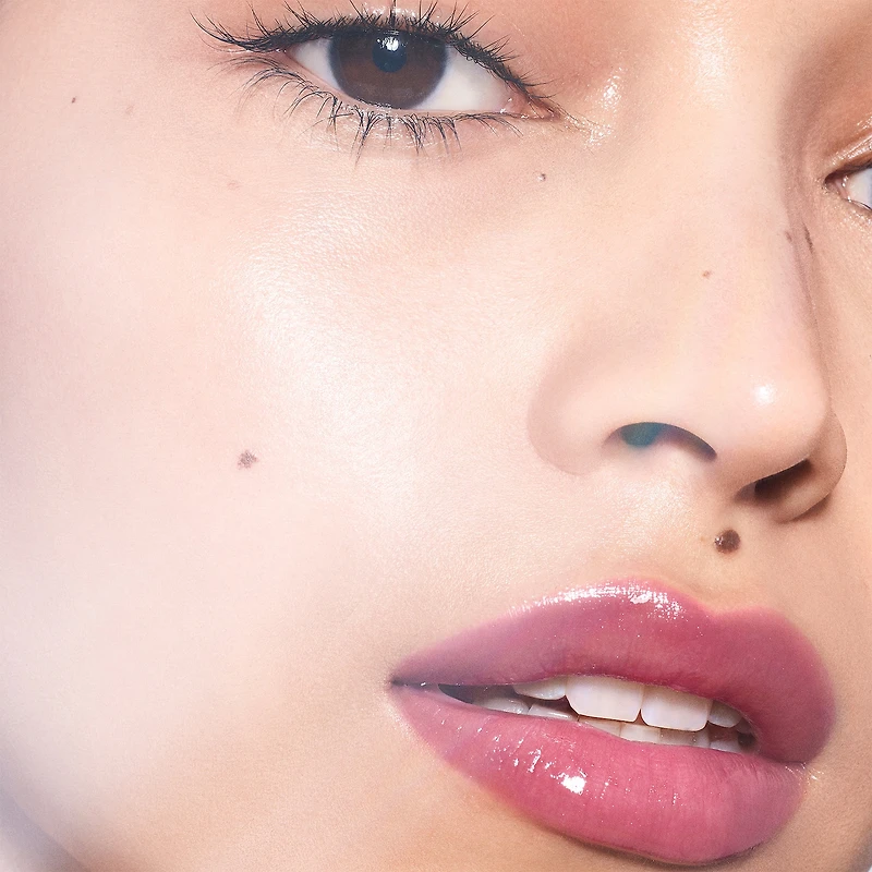 Squeaky Clean Liquid Lip Hydrating Balm