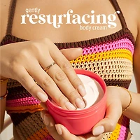 Crème pour le corps illuminatrice et lissante avec vitamine C Bom Dia Bright™