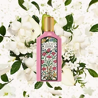Eau de parfum Flore Beautiful Gardenia Poire et cassonade