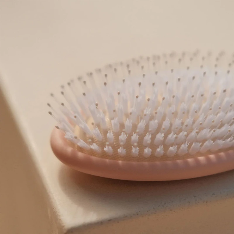 Brosse végane de style démêlante
