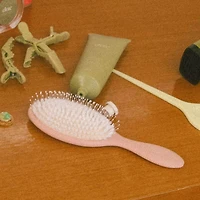 Brosse végane de style démêlante