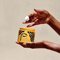 Crème coiffante pour cheveux frisés et bouclés