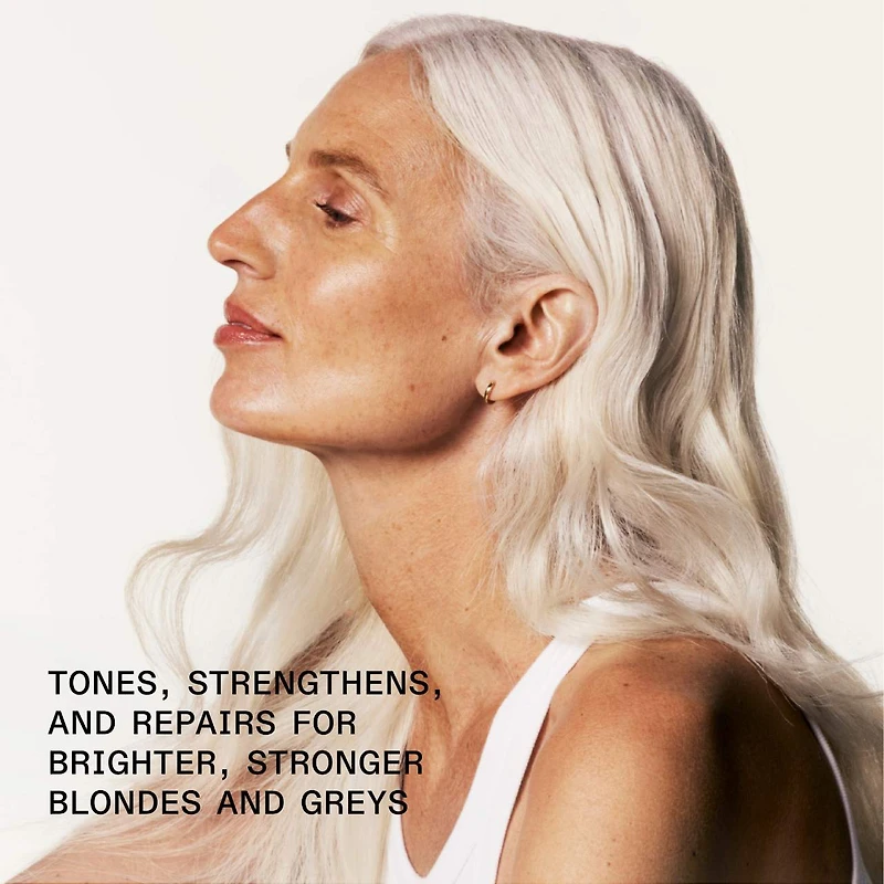 No.4P Hair Brightening & Toning Purple Shampoo