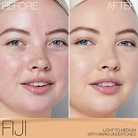 Fond de teint à couvrance moyenne Advanced Skincare réfléchissant la lumière